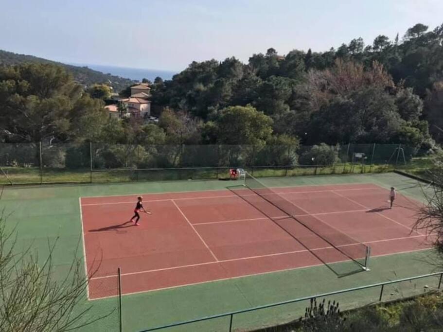 Les Issambres Superbe Studio Avec Terrasse Roquebrune-sur-Argens Eksteriør billede